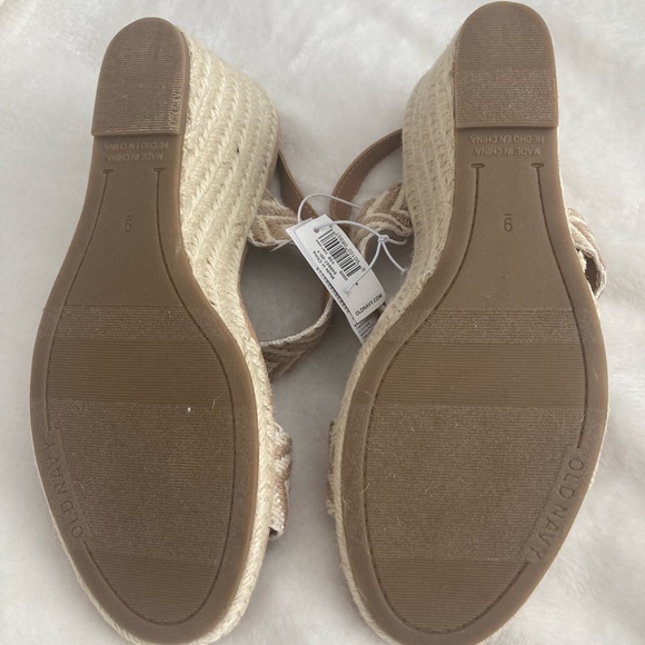 Old Navy Wedges SZ 9 - Picture 2 of 3